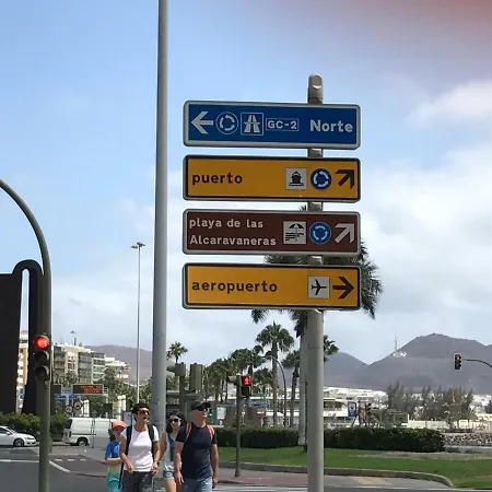 Muelle Deportivo لاس بالماس دي غران كاناريا