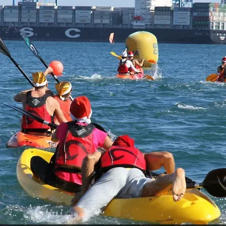 Muelle Deportivo شقة *