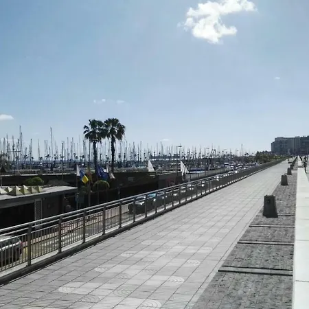 Muelle Deportivo * لاس بالماس دي غران كاناريا